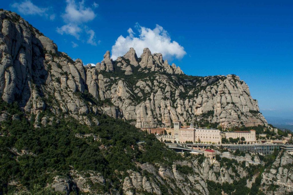 Montserrat un village dans les montagnes